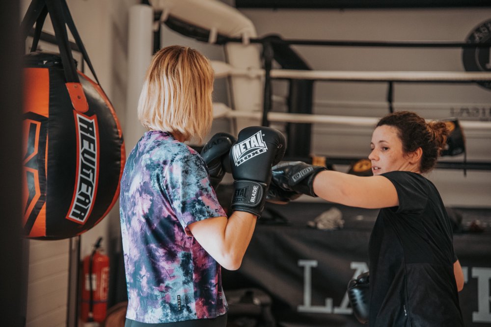 boxe au feminin a Brignais securite pedagogie defoulement affinage silhouette perte de poids